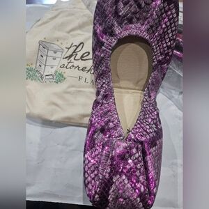 The Storehouse Flats foldable leather Fuschia Snake NEW